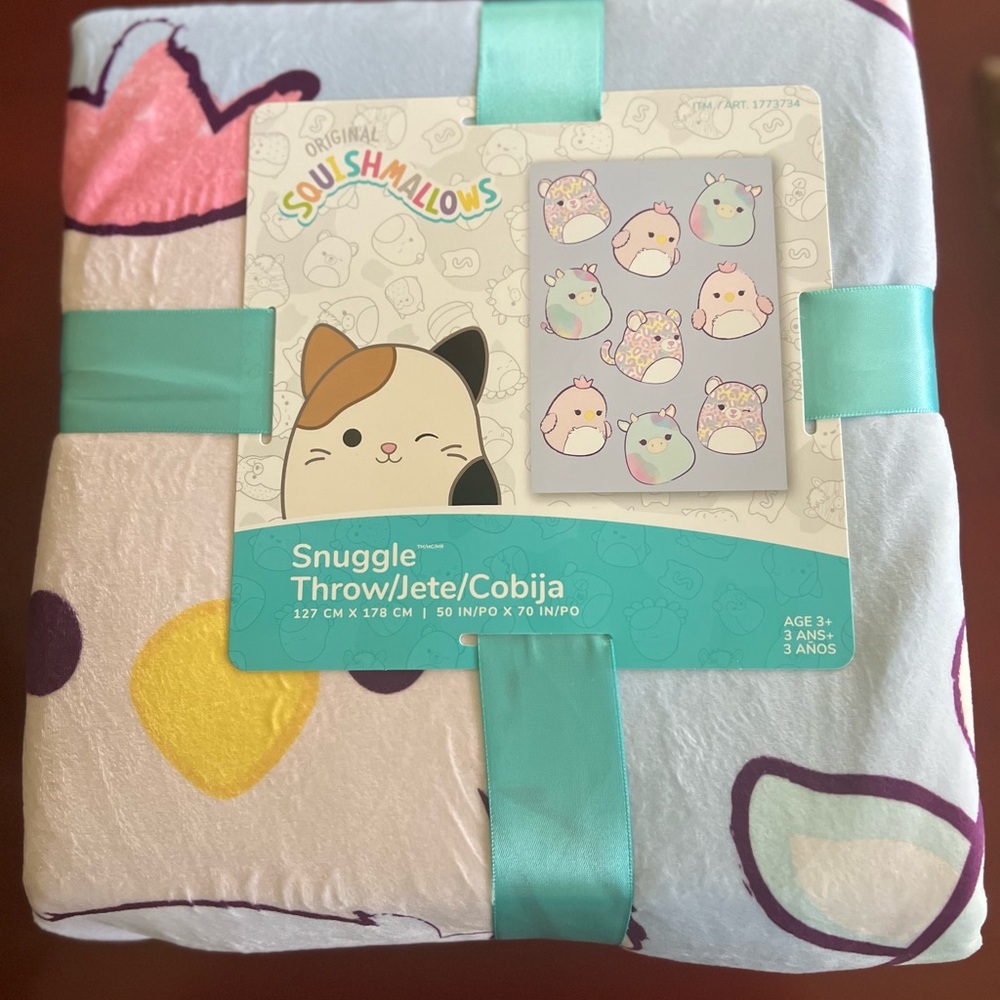 Squishmallows Cozy Throw Blanket - Multicolor